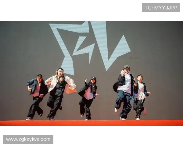 成都街舞队与北京街舞队赛后状态分析与精彩瞬间回顾